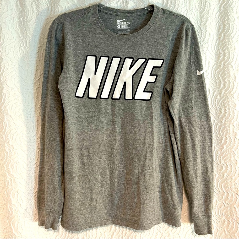 NIKE Women Athletic Logo Long Sleeve Shirt